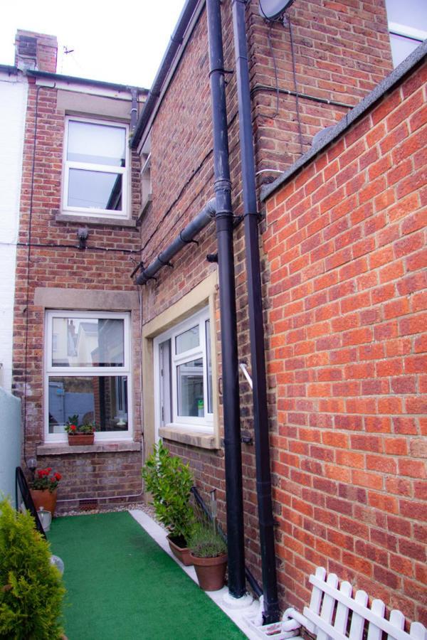 イーストボーン Beautiful Victorian Terraced Houseヴィラ エクステリア 写真